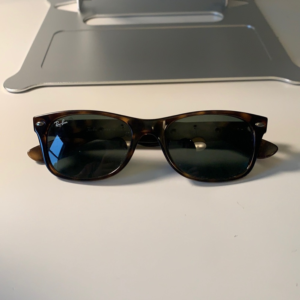 Ray-ban tortoise wayfarers